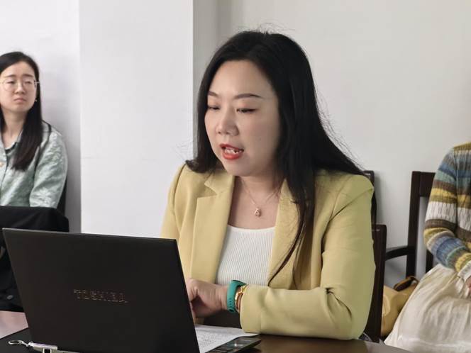 f676b01b351e5a586cc54d955afc005